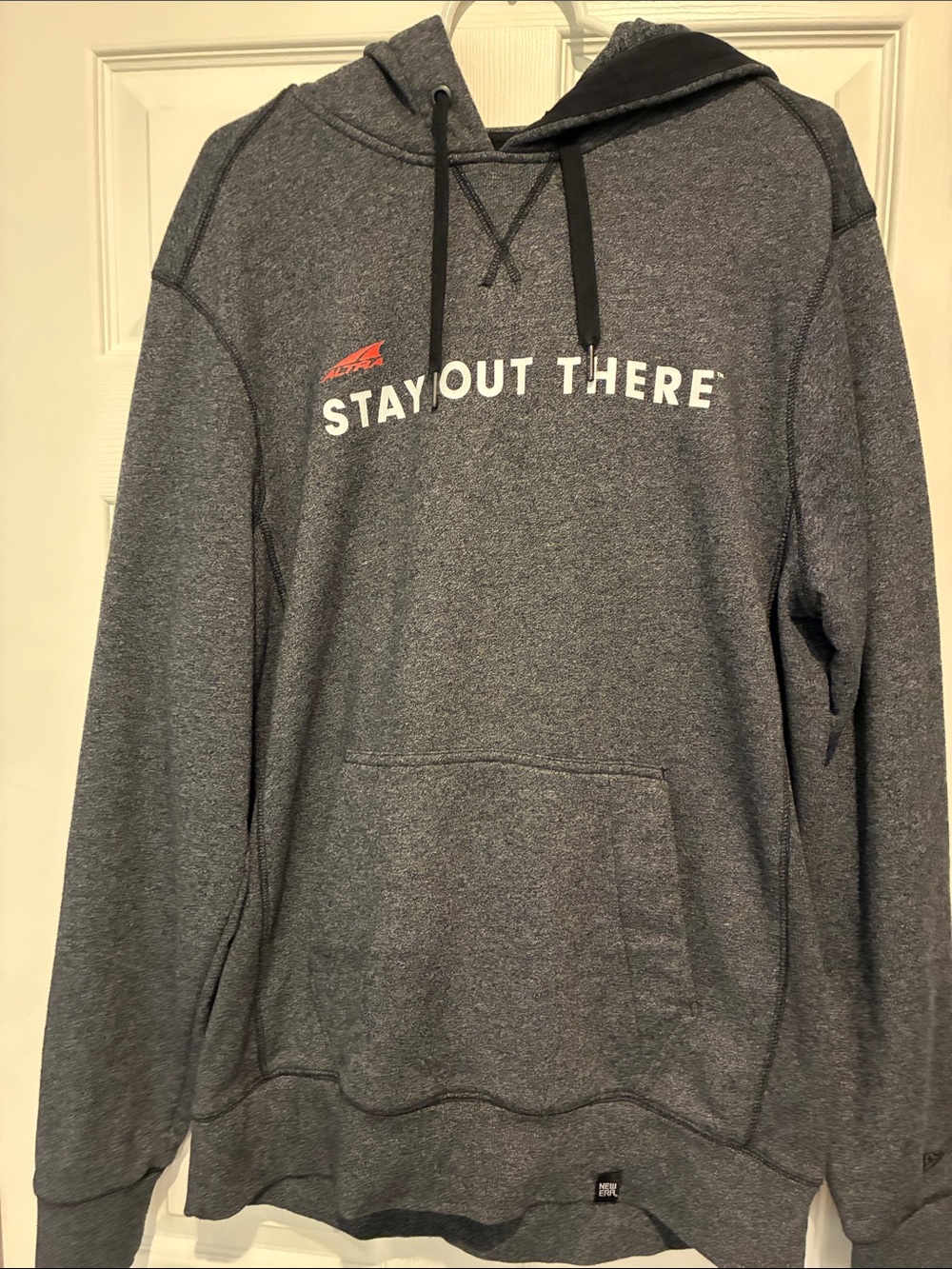 New Era large Gray 'Stay Out There' Hooded Pullover